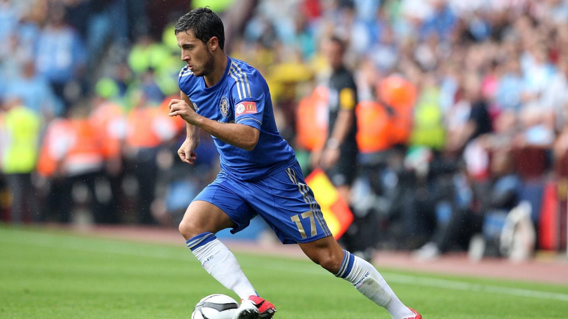 重赛与变阵对冲击争冠降级局势反转走向分析，重赛依然